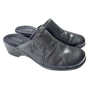 Clarks Bendables Black Leather Slip On Womens Size 7.5 Comfort Shoe Clogs Mule